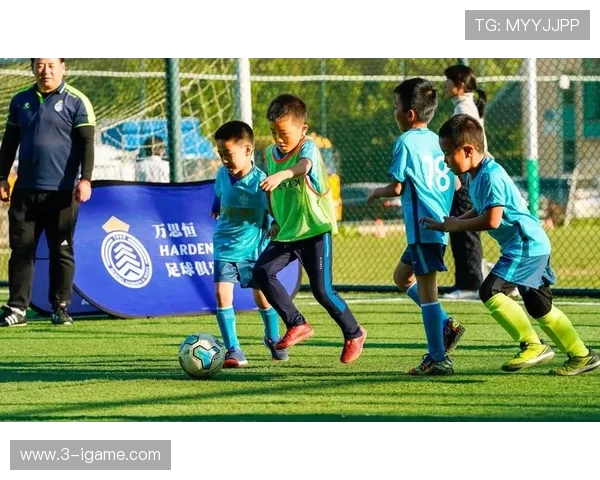 探寻现代足球俱乐部可持续发展战略与青训体系深度融合路径前景展