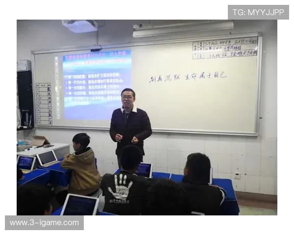 上海网球队边路渗透战术解析与热点动态探讨 上海网球队边路渗透战术解析与热点动态探讨