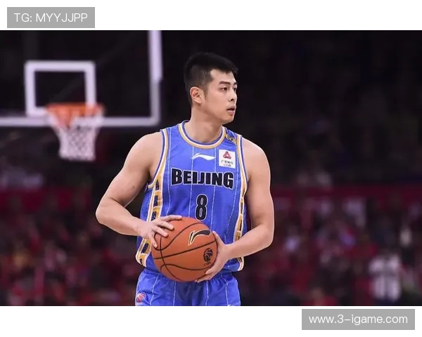 方硕的篮球之路：从青涩少年到职业赛场的奋斗与荣耀
